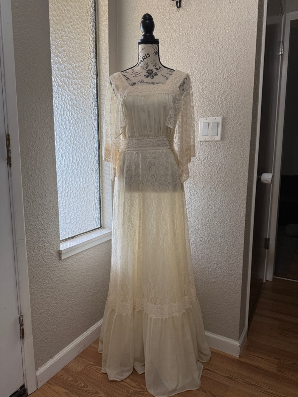 Vintage handmade Ivory Lace Maxi Dress - Picture 2 of 8